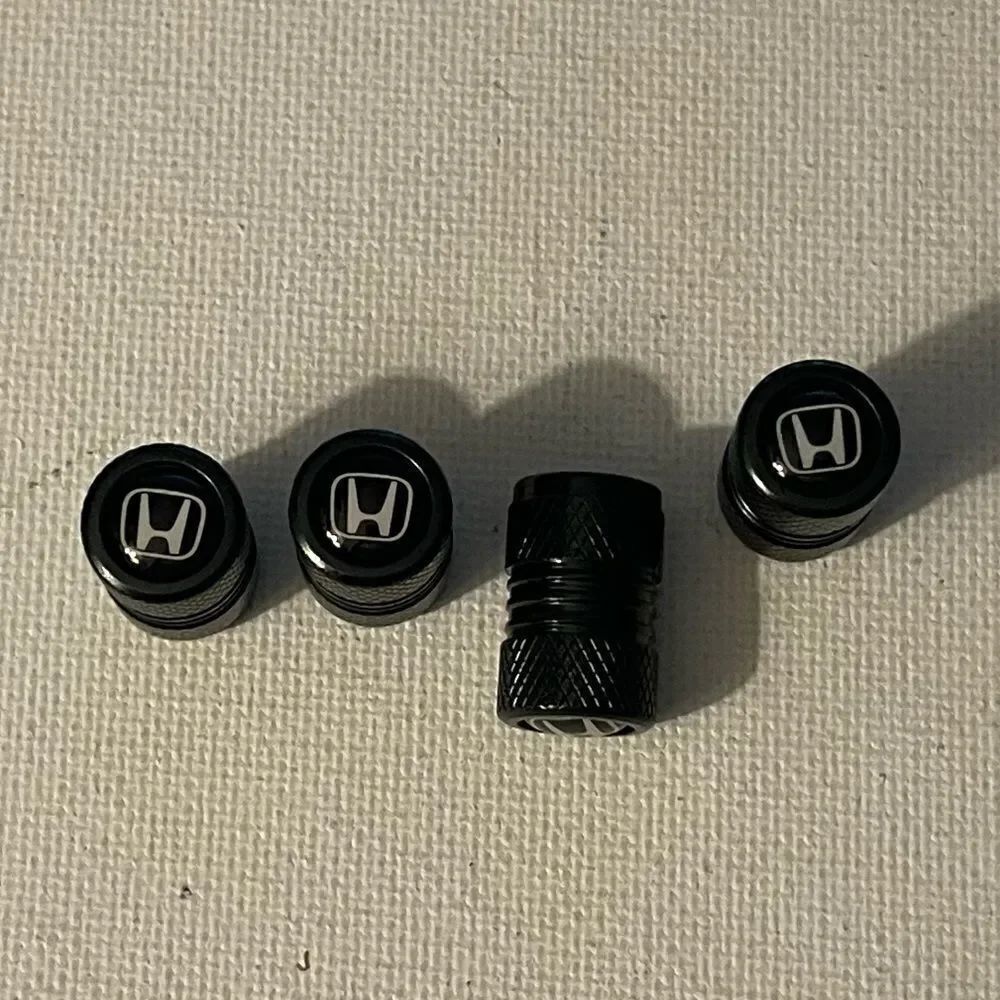 Honda Logo valve Stem caps in Black set of 4 NWT